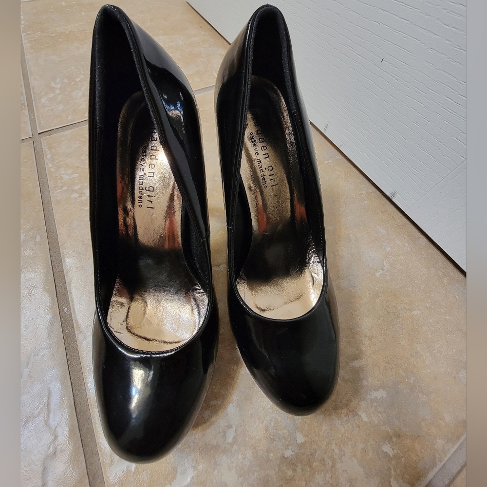 High shoes Steve Madden 7.5 black